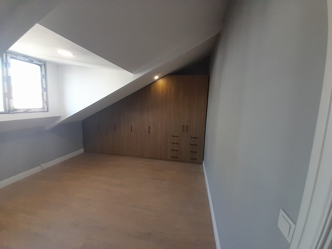 Büyükçekmece Özel Ölçü Dolap — Ray Dolap İmalatı